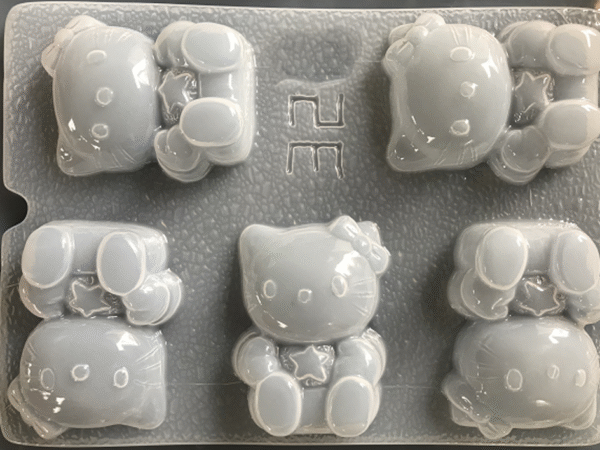 HELLO KITTY 5 CAVIDADES MJMC - 0017
